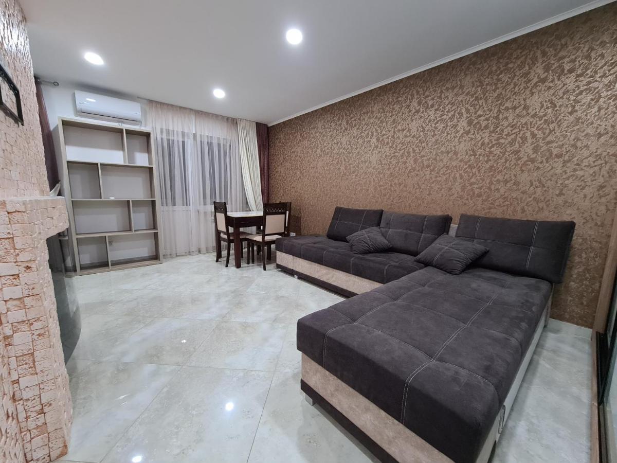 127-Avenue Apartment TTchernivtsi Extérieur photo